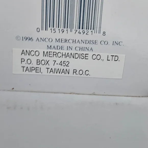 Porcelain bride doll - Picture 2 of 5